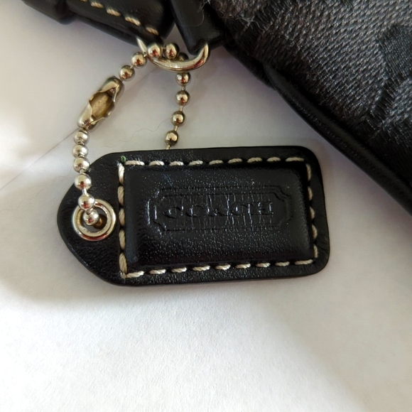 COACH wristlet - Picture 3 of 5